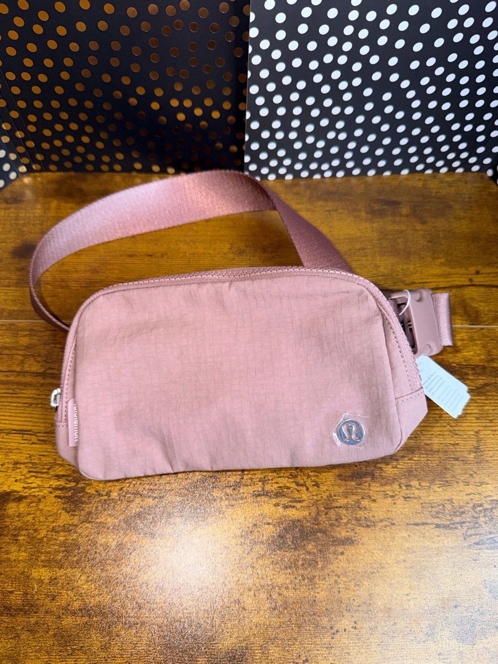 Lululemon Everywhere Belt Bag in Twilight Rose